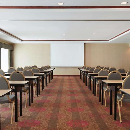 Hilton Garden Inn Houston/Зе-Вудлендс Экстерьер фото